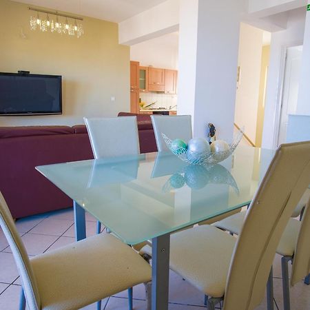 Blue Villas Agia Marina 外观 照片