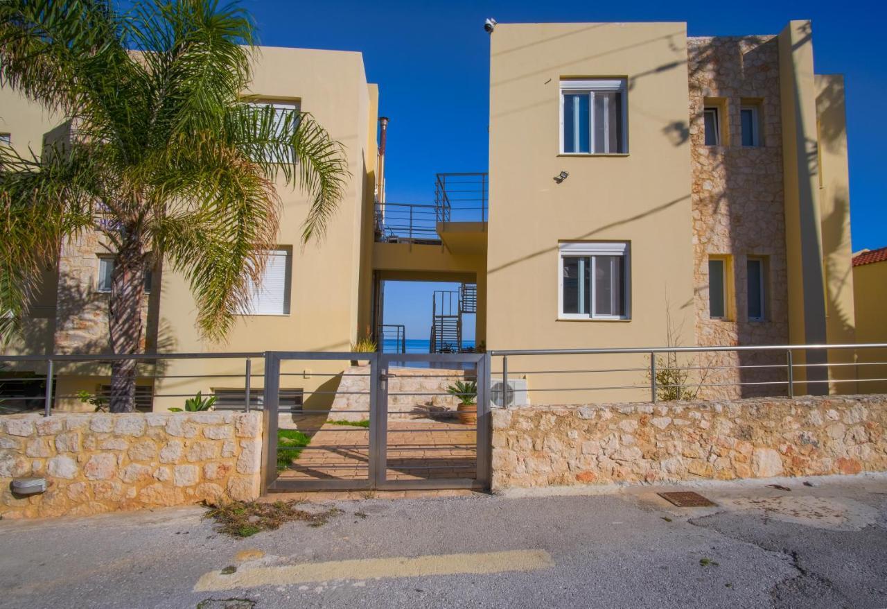 Blue Villas Agia Marina 外观 照片