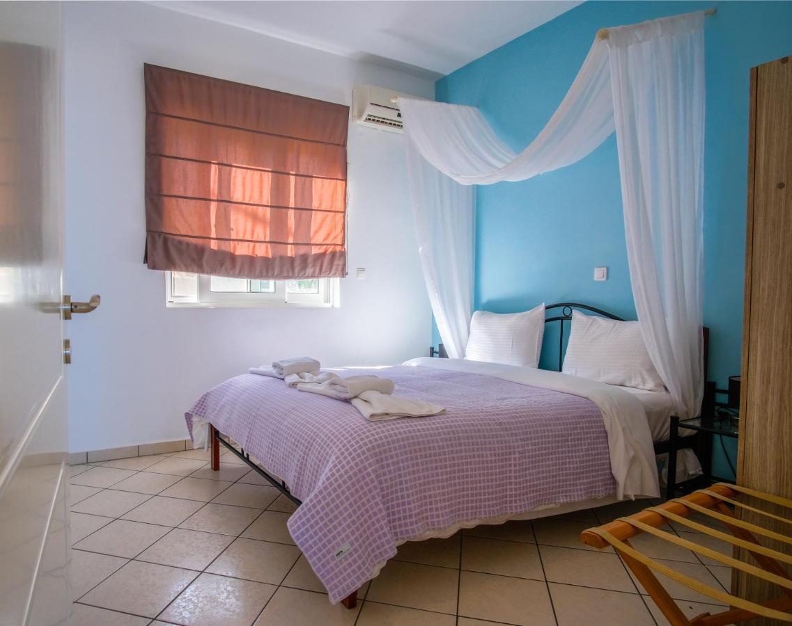 Blue Villas Agia Marina 外观 照片