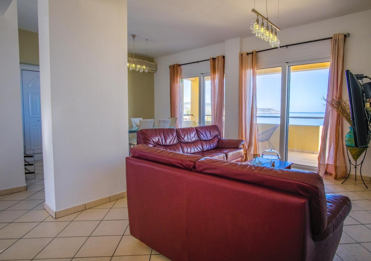 Blue Villas Agia Marina 外观 照片