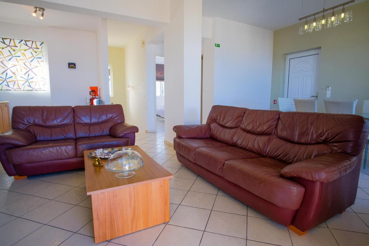 Blue Villas Agia Marina 外观 照片