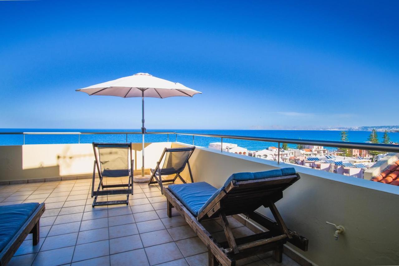 Blue Villas Agia Marina 外观 照片