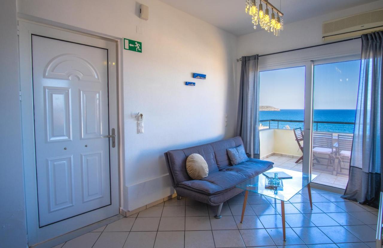 Blue Villas Agia Marina 外观 照片