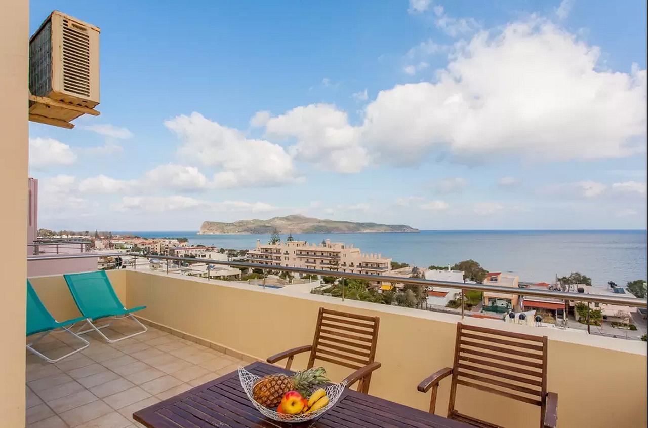 Blue Villas Agia Marina 外观 照片
